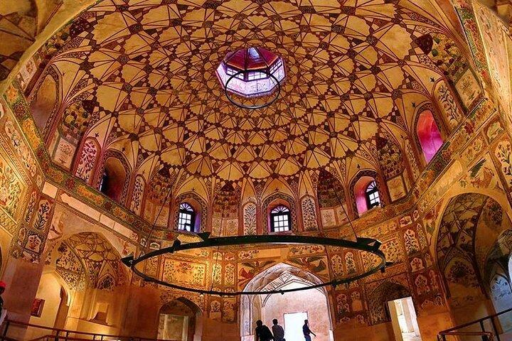 Private & Guided: Wagah Border, Walled City & Lahore Fort Full Day Tour