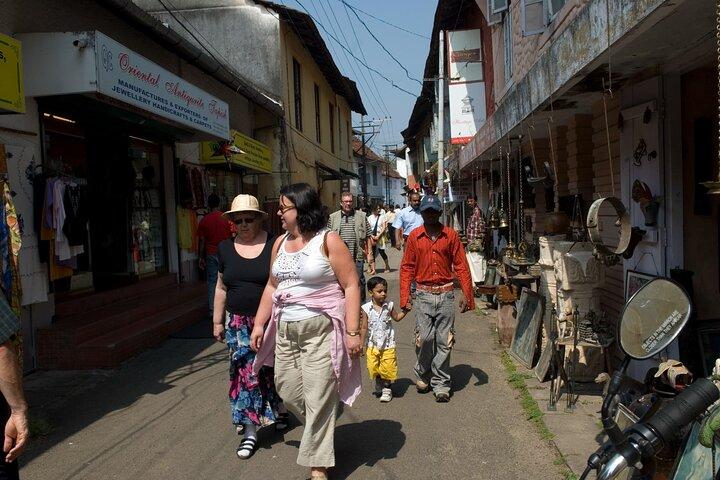 Temples & Backwater Tour of South India