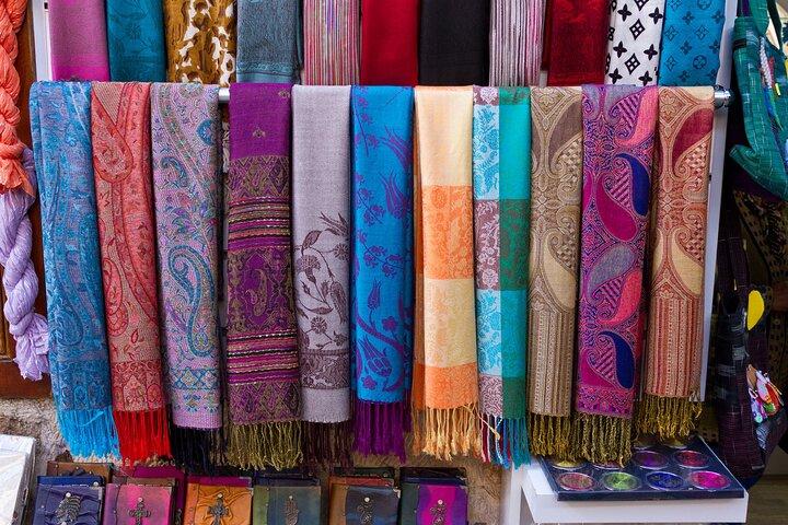 Galabeya ,pashmina scarf ,T-shirts ,bed sheet ,Cotton Shopping tour in Khan Helw