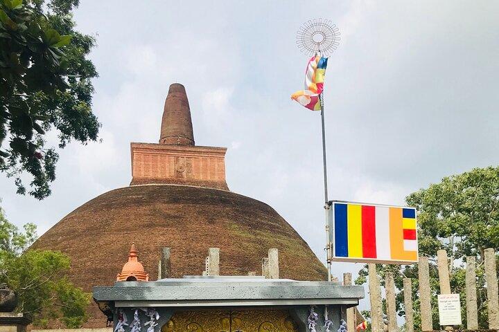 Anuradhapura ancient city tour with Travandgo tours
