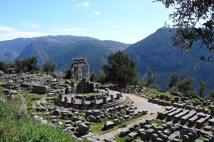Delphi, Arachova and Levadia Krya Springs, Private Day Tour