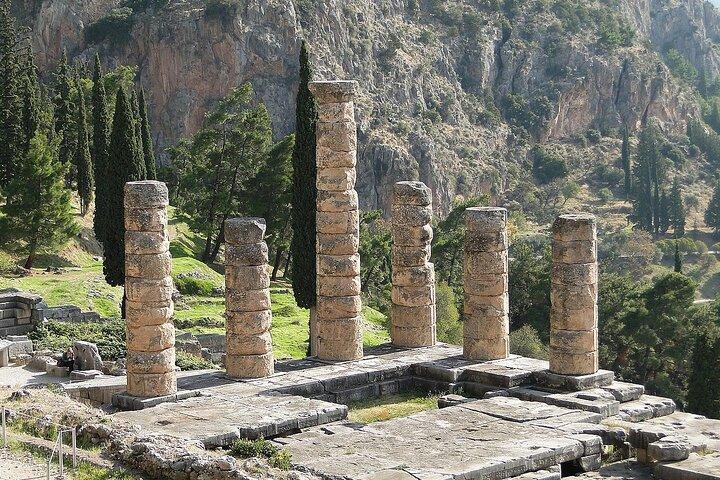 Delphi, Arachova and Levadia Krya Springs, Private Day Tour