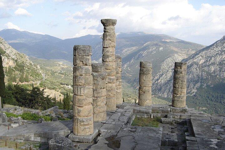 Delphi, Arachova and Levadia Krya Springs, Private Day Tour