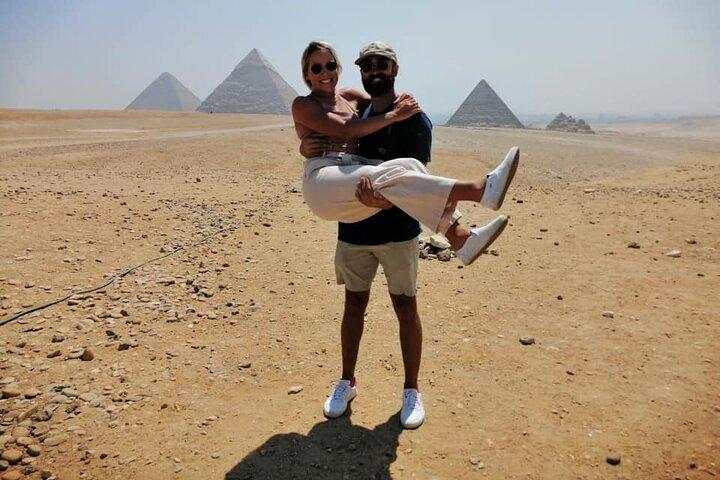Private Half-Day Trip to Giza Pyramids with Camel Riding
