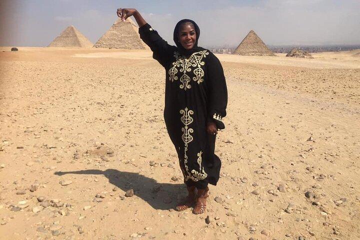 Giza pyramids ,Sphinx ,Valley Temple Private tours