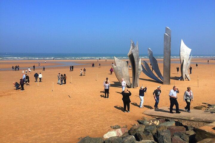 PRIVATE D-Day Beaches Omaha, Pointe du Hoc Day Trip from Paris