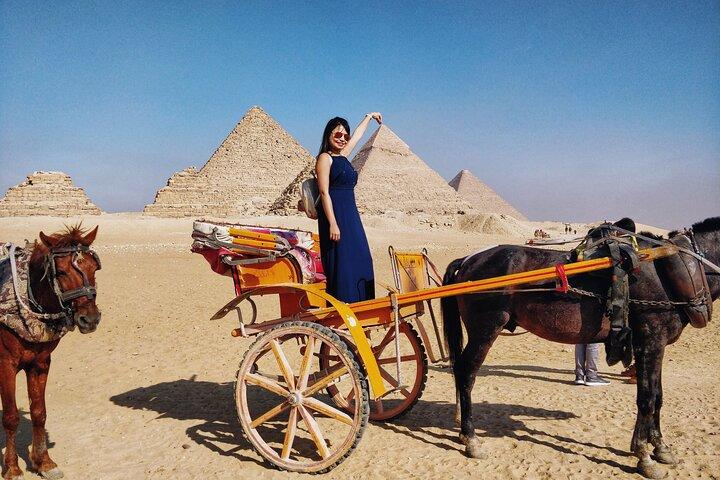 Giza Pyramids, Sphinx, Saqqara, and Memphis Day Tour