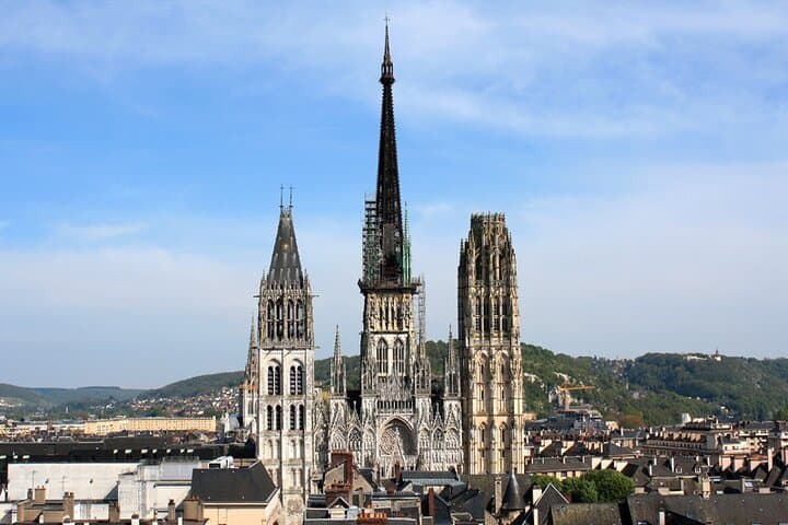 On the footsteps of Joan of Arc - Private day trip to Rouen
