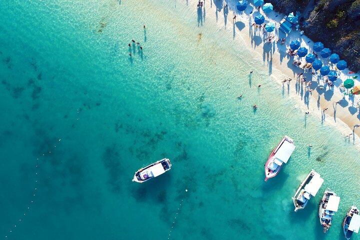 Arraial do Cabo Day Trip from Rio de Janeiro: Boat Tour & Beach