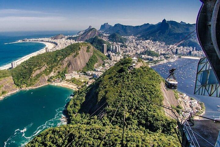 Private transfer from the city of Rio to the GIG Airport