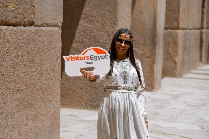 Private Tour at Giza pyramids,Memphis City,Dahshur and Sakkara Pyramids.