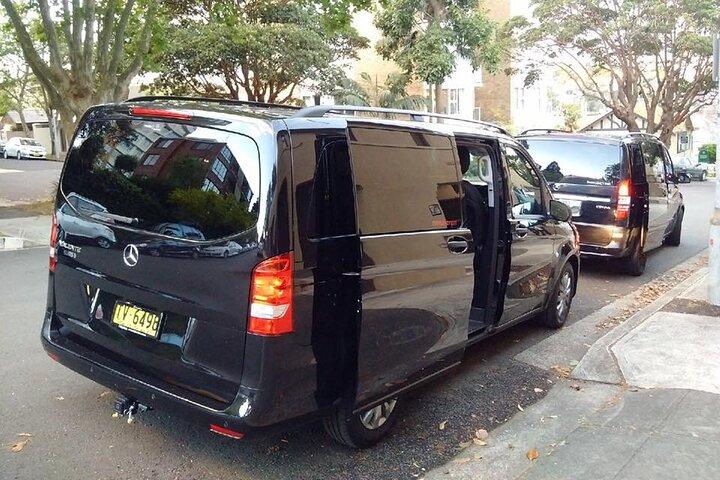 Private Transfer FROM Sydney CBD to Sydney Airport 1 to 5 people
