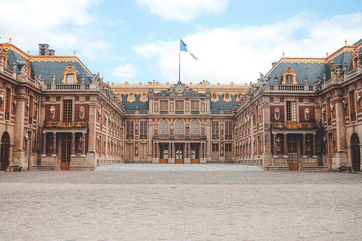 Private Tour to Versailles by Train from Paris