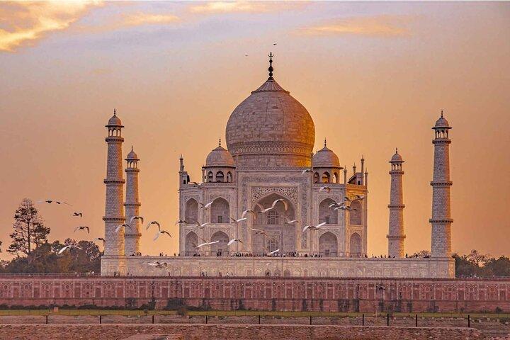 Private Excursion Tour to Fatehpur Sikri from Agra with Visit to Mehtab Bagh