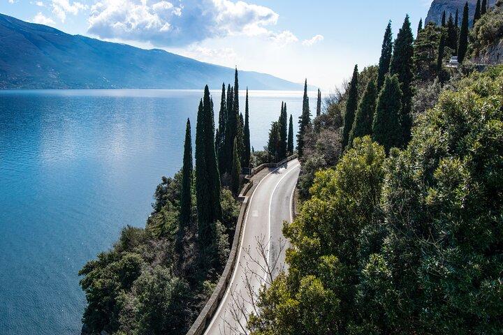 Private Full-Day Tour to Verona and Lago di Garda from Milan