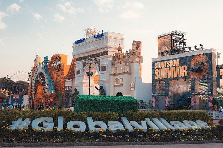 Private Half-Day Tour in Dubai Miracle Garden and Global Village