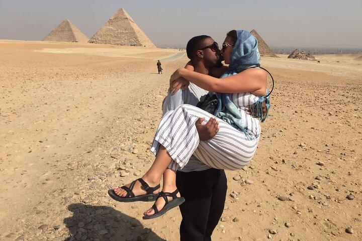 4-Hours Giza Pyramids Sphinx Valley Temple and Shopping tours