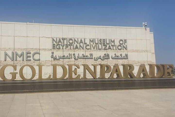 Full Day Tour to Royal Mummies, Giza pyramids, Sphinx and Bazaar