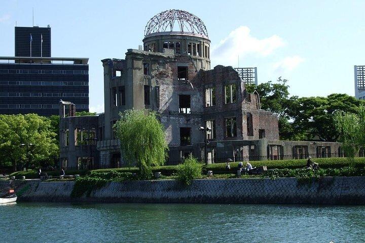 Hiroshima and Miyajima 1 Day Tour for who own the JR Pass only