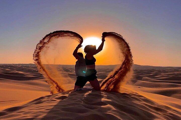 Evening Desert Safari:- Adventure Rides, Live Entertainment , BBQ Buffet & More