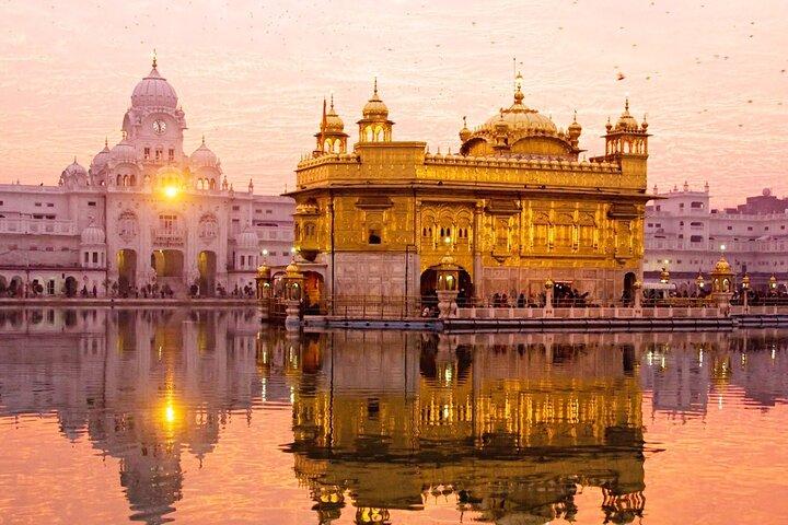 Full Day Private tour of Amritsar with Visit to Wagha Border.