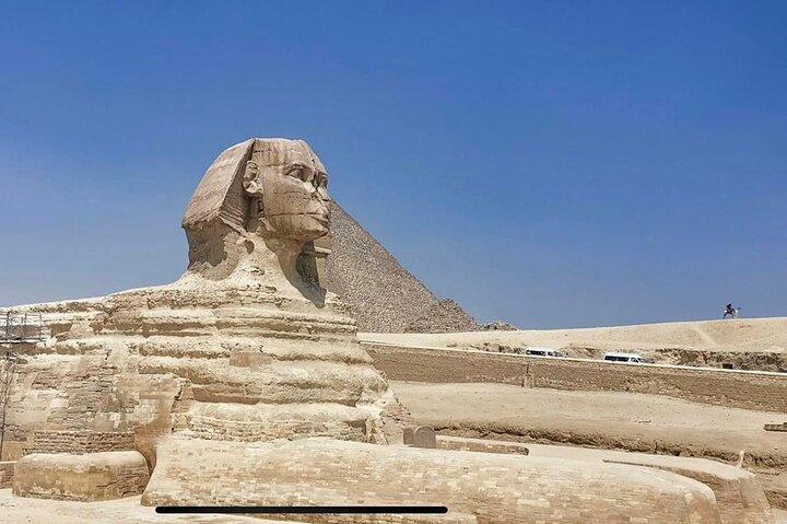 5 Hours private to Giza pyramids Sphinx and Citadel including Lunch