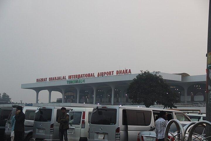 Private Arrival Transfer: Dhaka Shahjalal International Airport (DAC) to Dhaka Hotel