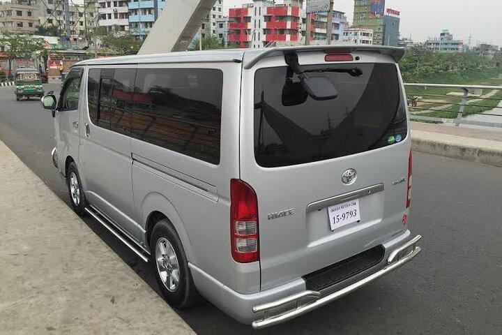 Private Arrival Transfer: Dhaka Shahjalal International Airport (DAC) to Dhaka Hotel