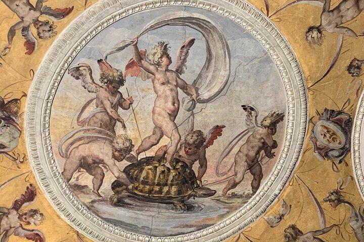 Palazzo Vecchio Tales - into Medici's secrets and mythology simbols