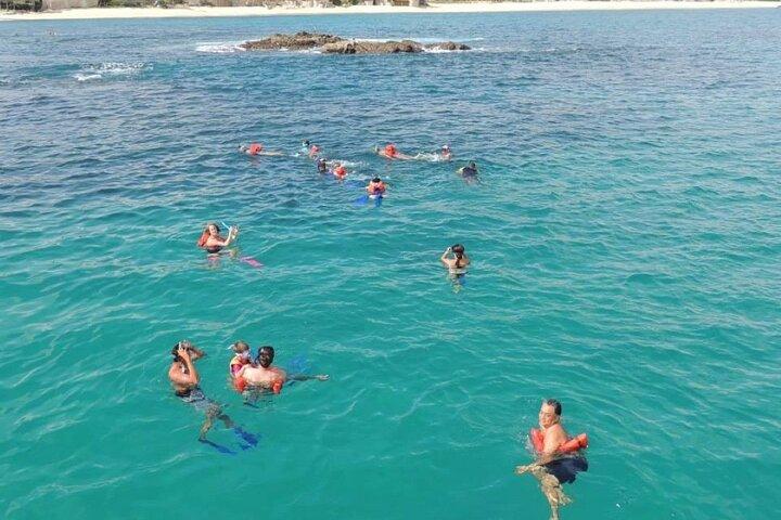 Los Cabos Snorkel and Pirate Ship Adventure with Lunch