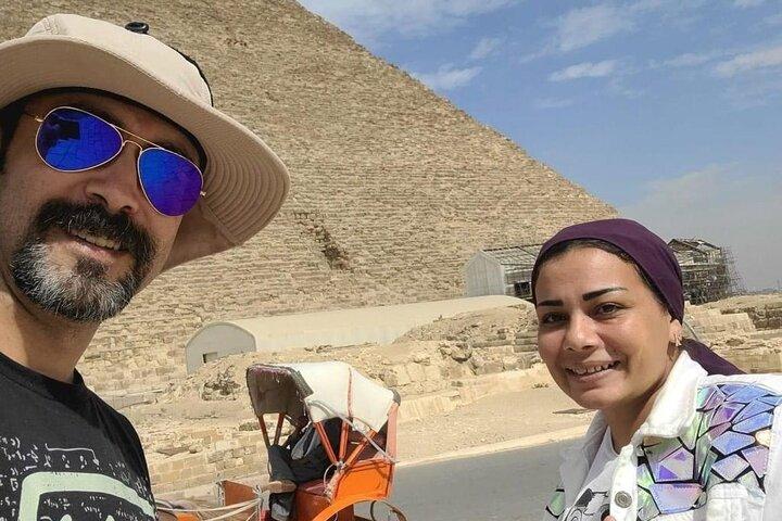 Inclusive Day Tour to Giza Pyramids, Memphis, Sakara & Lunch.