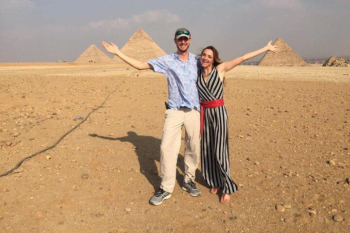 Cairo: Full-Private-Day Giza Pyramids ,Sakkara and Memphis