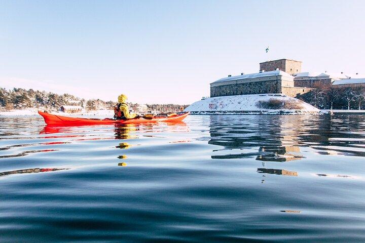 Stockholm: Winter Kayaking, Swedish Fika and hot Sauna Experience