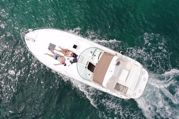 Cancun Bay Private 2-Hour on a Luxury Yacht