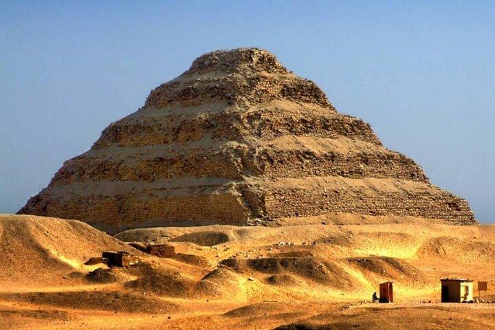 Giza Pyramids, Memphis, Sakkara Tour