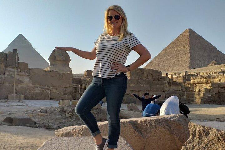 Tour to Giza pyramids Sphinx with local guide