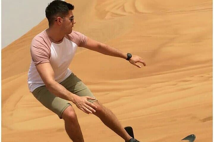 Dubia 4x4 Dune Bashing, Sandboarding, Camel Riding and Bbq Dinner