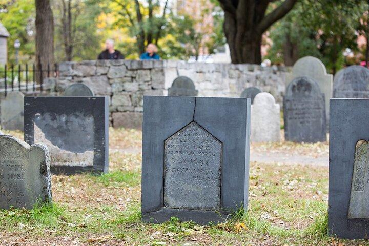The Official "Hocus Pocus" Movie Locations Tour of Salem