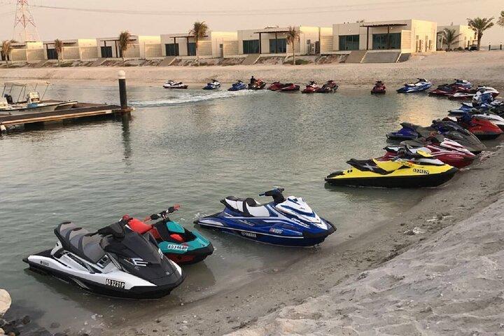 Abu Dhabi Jet Ski Rental for 1 Hour
