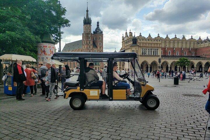 1-Hour Tour to Krakow's Old Town by Electric Golf Cart