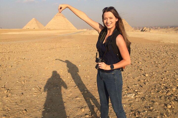 4 Hours private Giza Pyramids ,Sphinx ,lunch and camel ride from Cairo or Giza