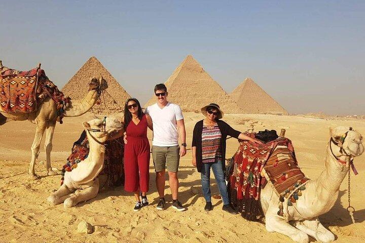 Full-Day Tour Giza Pyramids, Sphinx, Memphis, and Saqqara