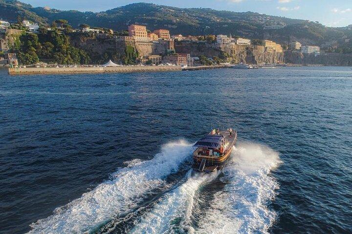 Sorrento: Capri Small-Group Boat Tour with Swim & 4 hour ashore