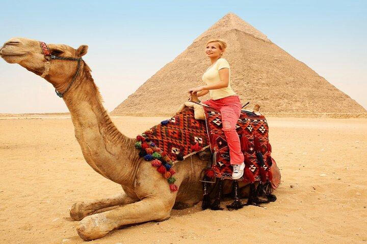 Tour To Giza Pyramids, Memphis and Sakkara