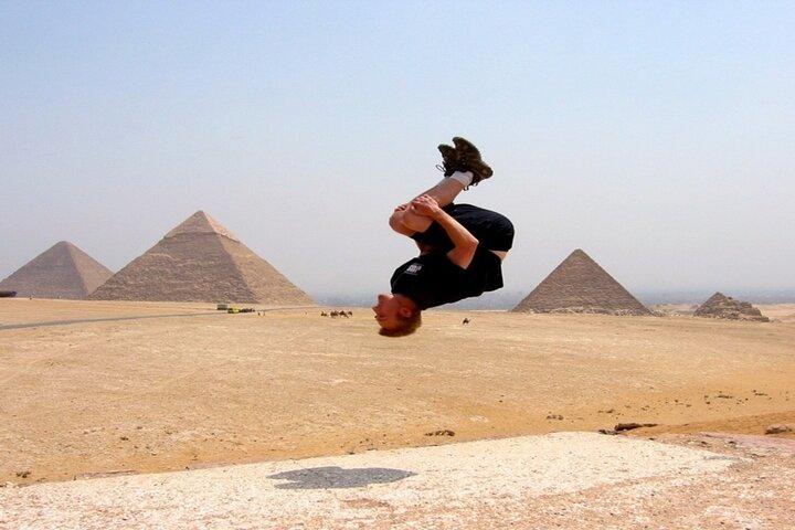 Tour To Giza Pyramids, Memphis and Sakkara