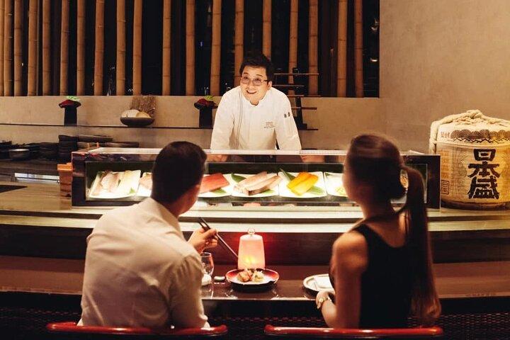 Enjoy Dubai Burj Khalifa With Dinner at a Tower Restaurant