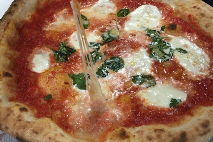 Naples Private Food Tour with Naples Underground from Rome