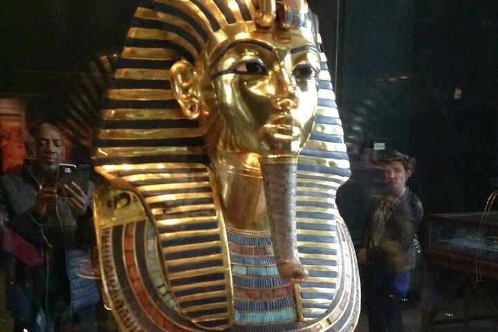 Half Day Tour visit old Egyptian Museum With Private Transfer