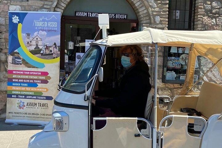 Panoramic Tour by Ape Calessino with E-Tuk