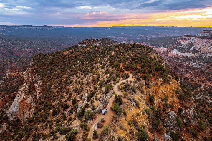 East Zion: Zion Cliffs Sunset Jeep Tour